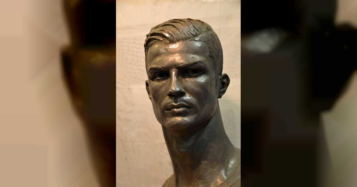 El busto de Cristiano Ronaldo en el museo del Real Madrid © Facebook / José Antonio Navarro Arteaga