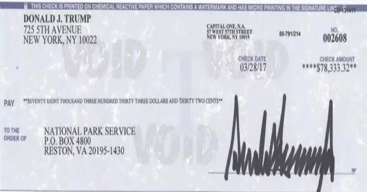 Cheque de Donald Trump © @SecretaryZinke