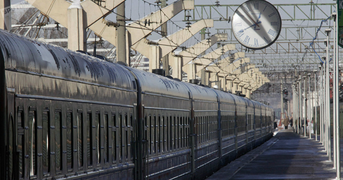 Locomotora en la estación de la ciudad de Moscú © Sputnik / Ruslan Krivobo