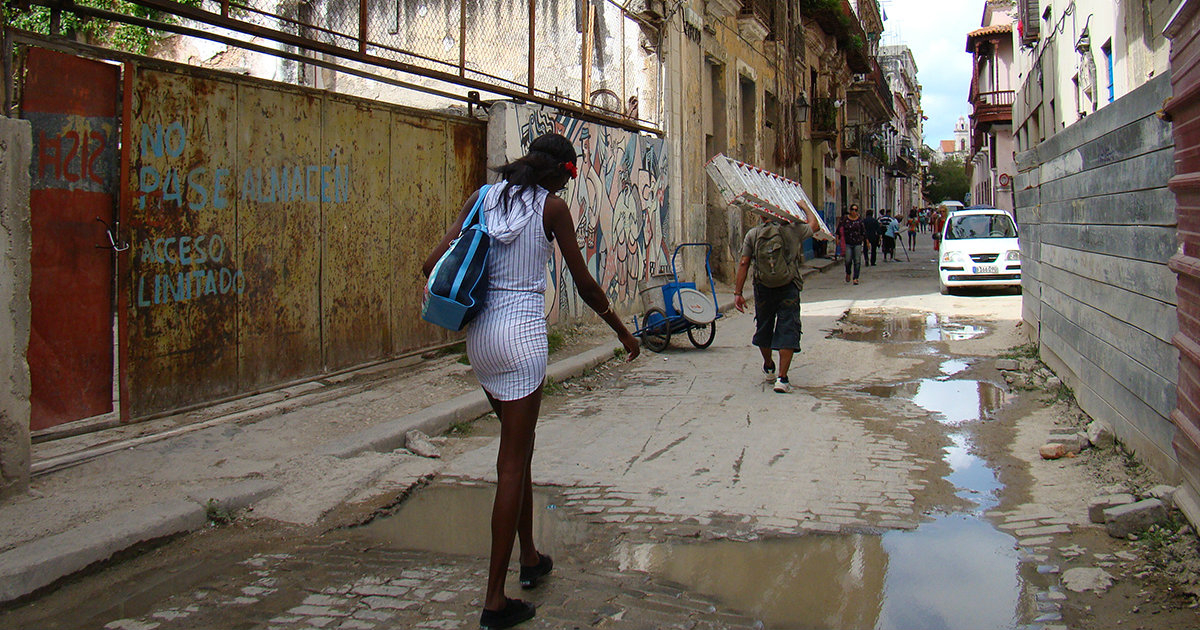 Deterioro calles Habana © CiberCuba