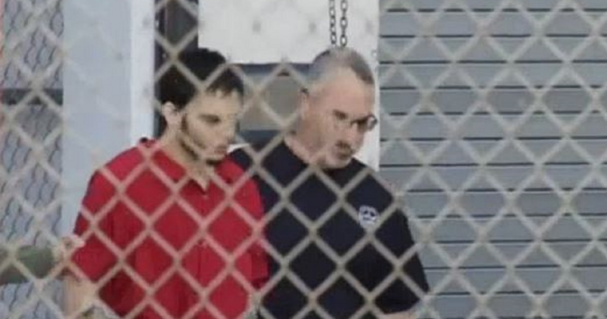 Esteban Santiago enfrentará 22 cargos federales © NBC Miami Webcapture video