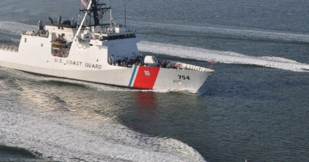 Guardia Costera repatria a cubanos © @USCG 