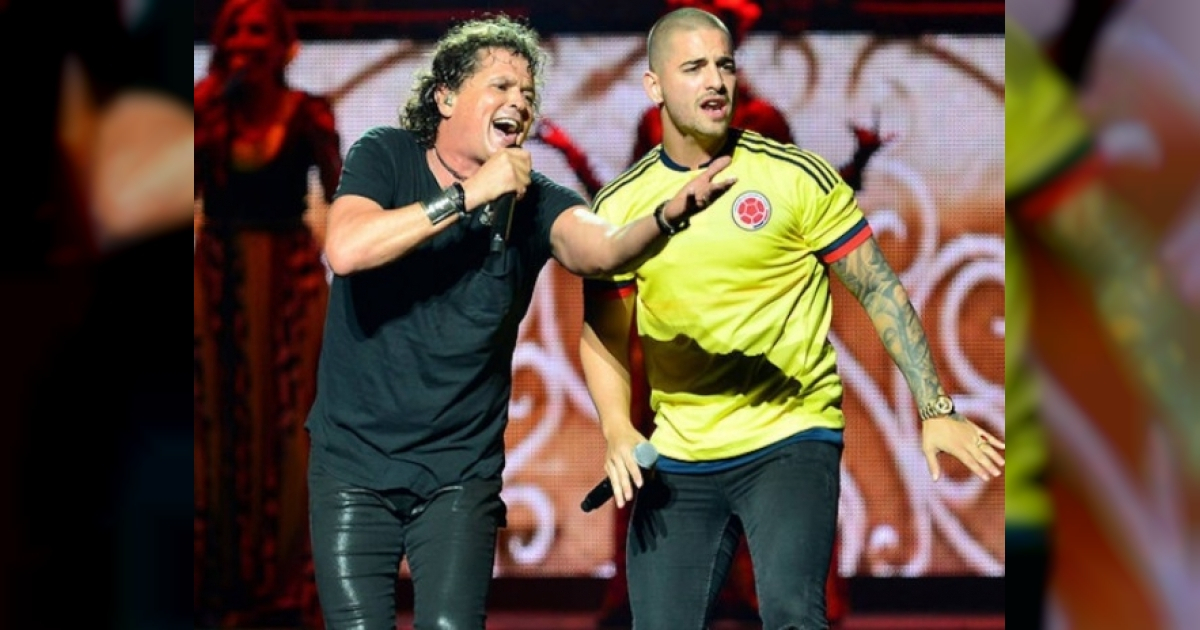 Carlos Vives actuando junto a Maluma en un concierto © Instagram / Carlos Vives