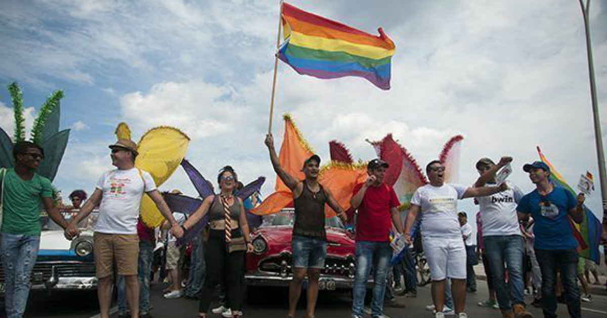 Activistas de LGBTI en las calles de Cuba © Irene Pérez/ Cubadebate