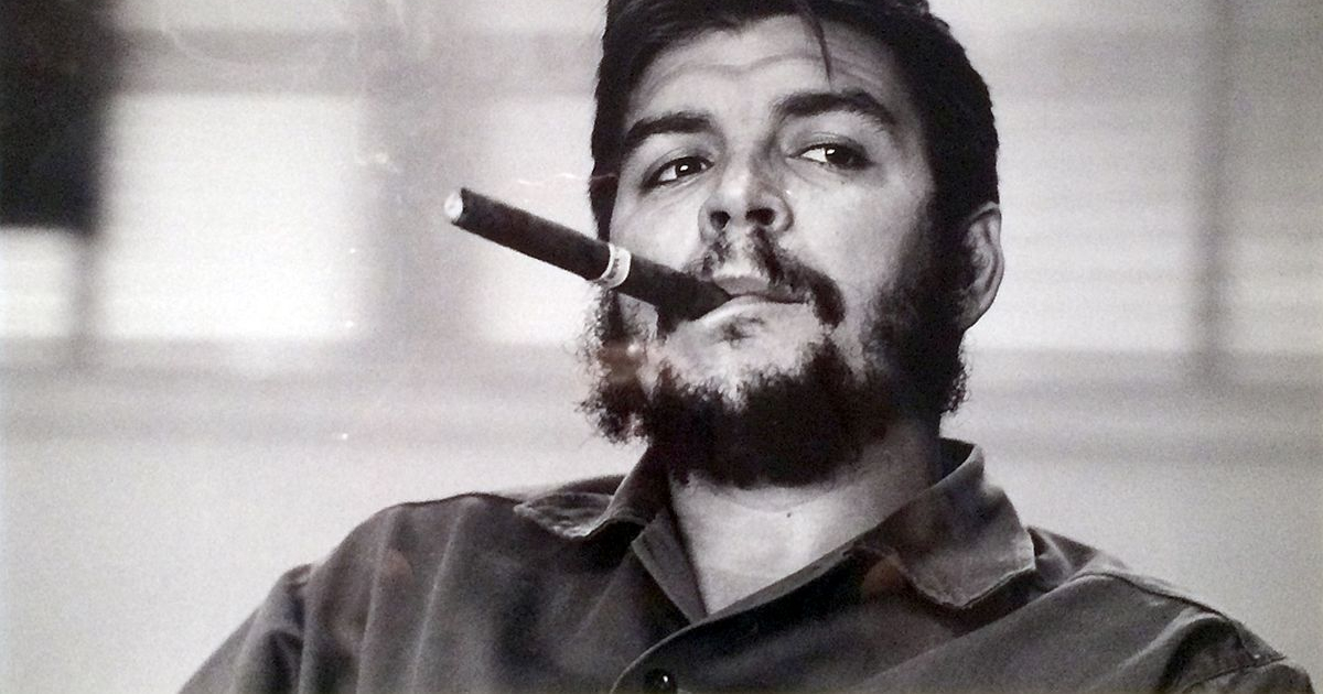 Ché Guevara © Ernesto "Ché" Guevara era un gran amante de los puros cubanos