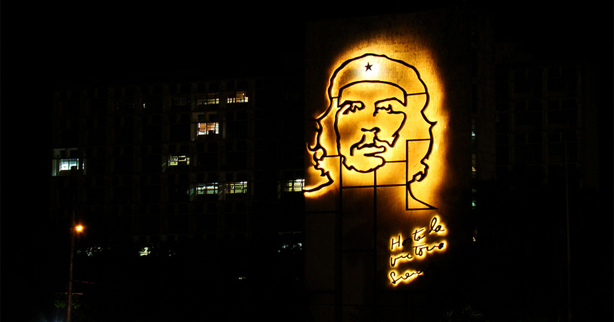 Escultura del Che Guevara en la Plaza de la Revolución, La Habana, Cuba © CiberCuba