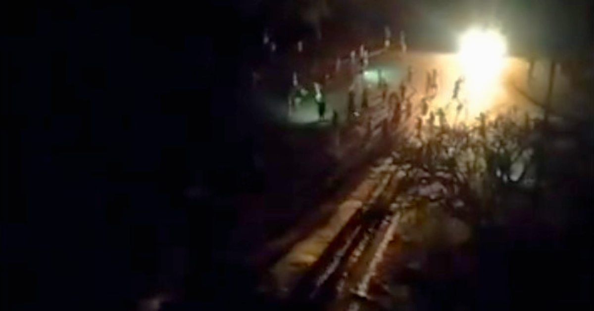 Vecinos de Cienfuegos se alzan en protesta tras más de medio día sin electricidad