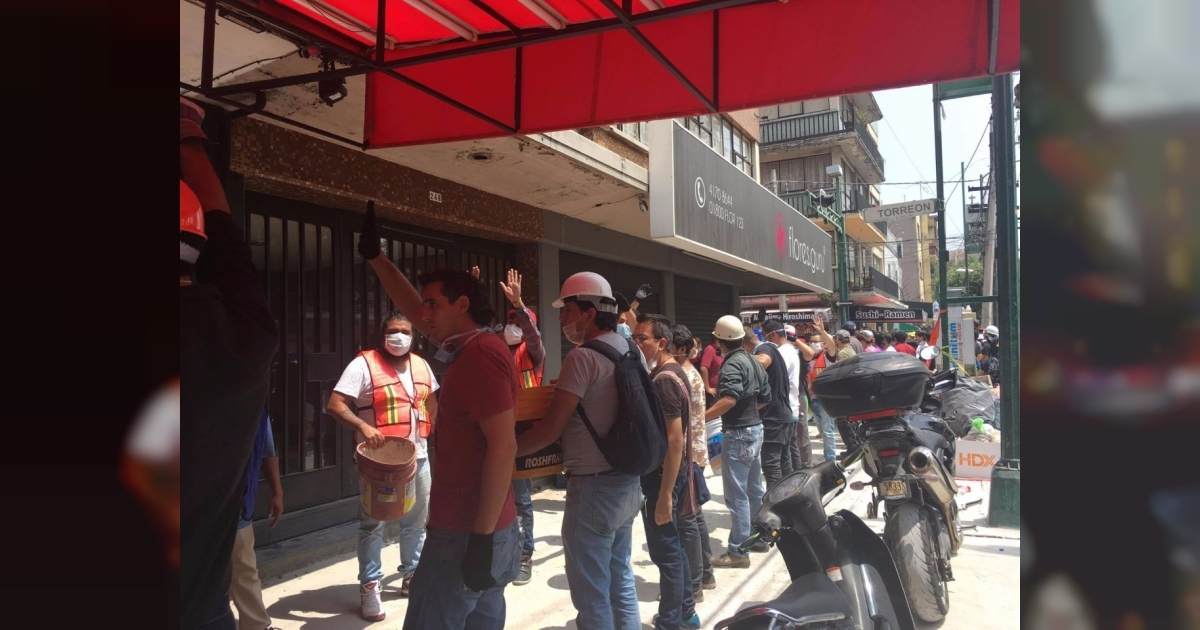 Solidaridad en México tras paso del terremoto © CiberCuba