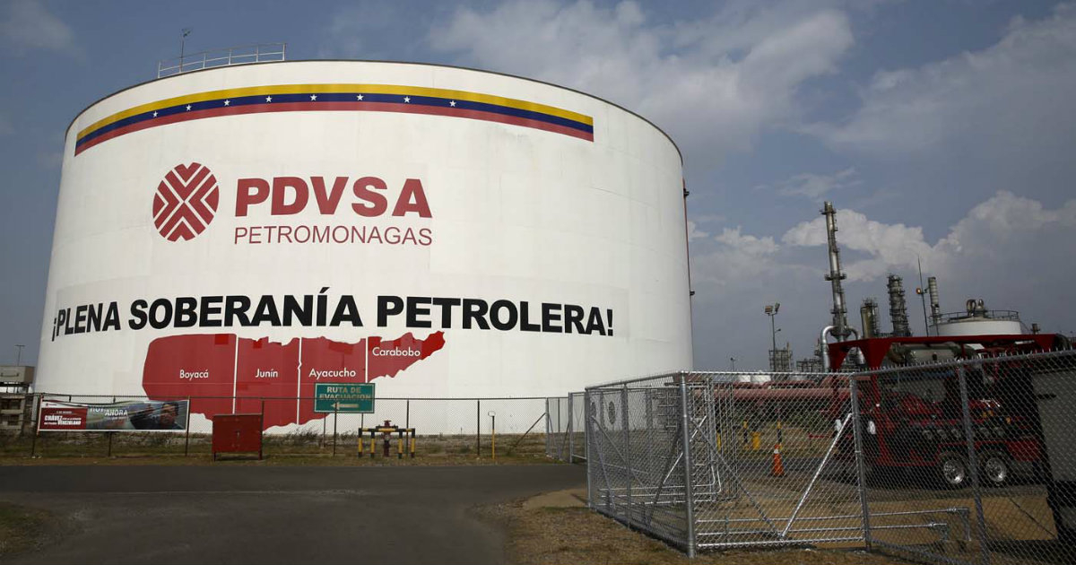 Instalación petrolífera venezolana de PDVSA © Caracas Chronicles