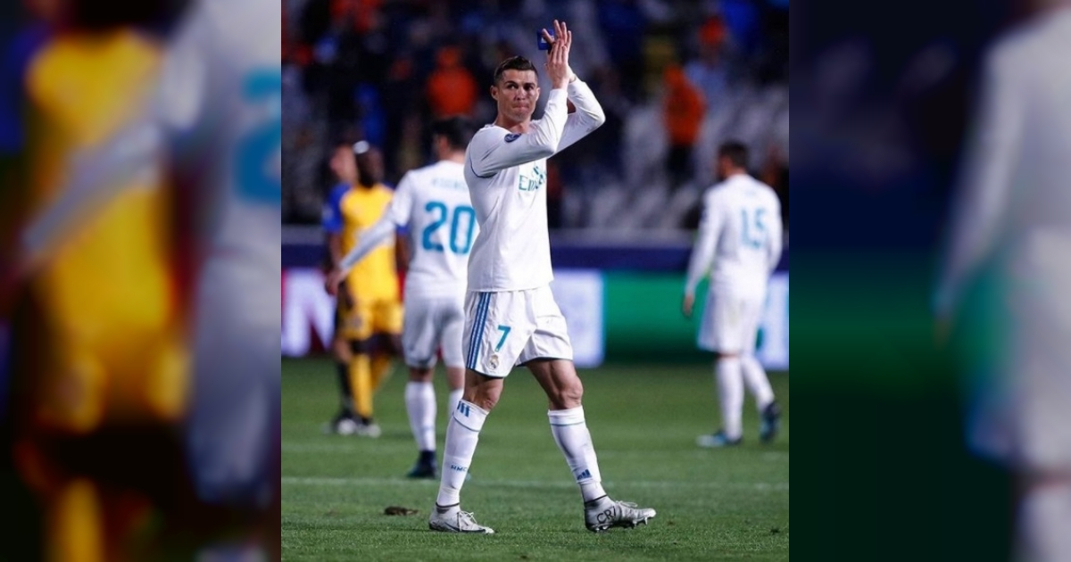 Cristiano Ronaldo aplaude tras acabar el partido ante el Apoel © Instagram / Cristiano Ronaldo