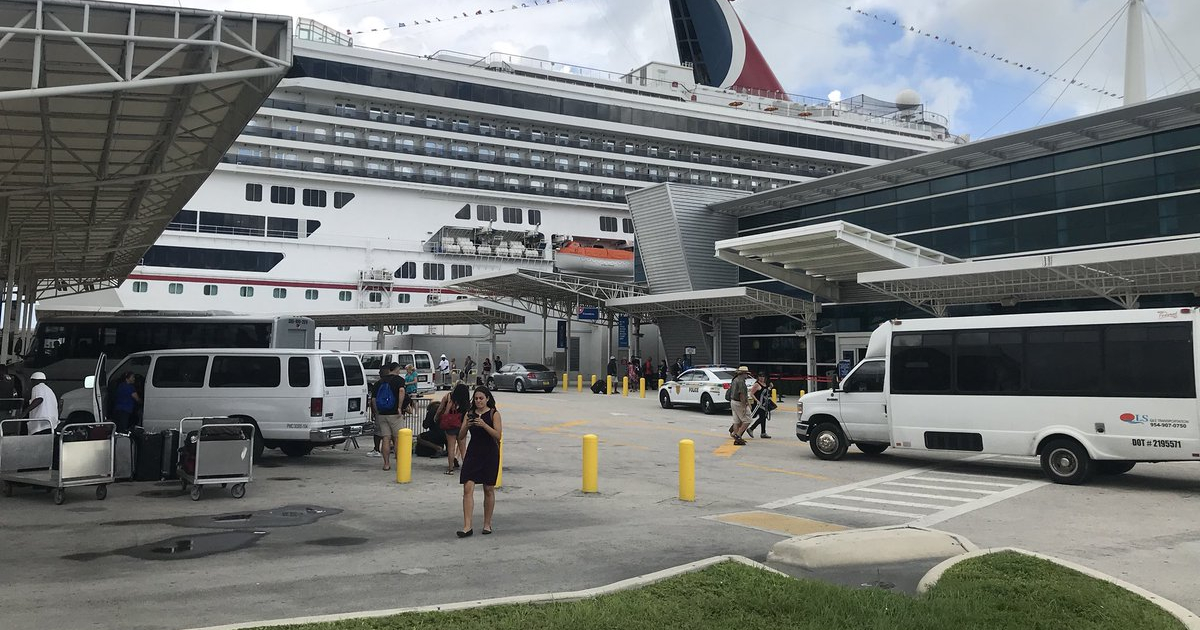 Menor cae y muere en Crucero Carnival © Ian Margol/Twittter