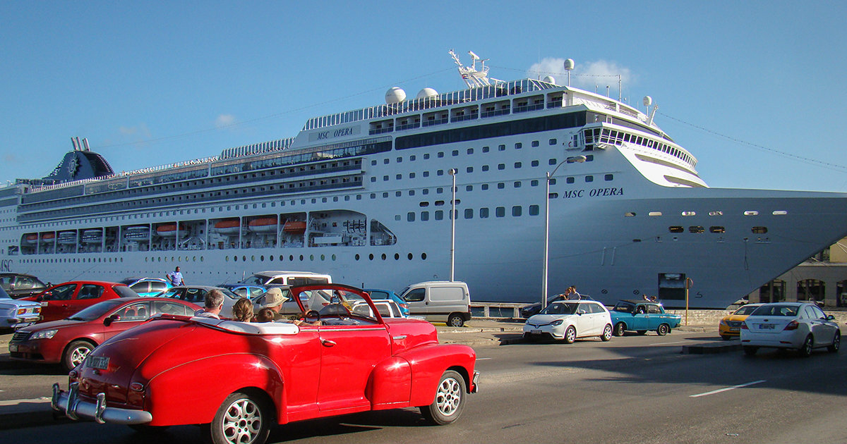 Crucero de lujo atracado en La Habana © CiberCuba