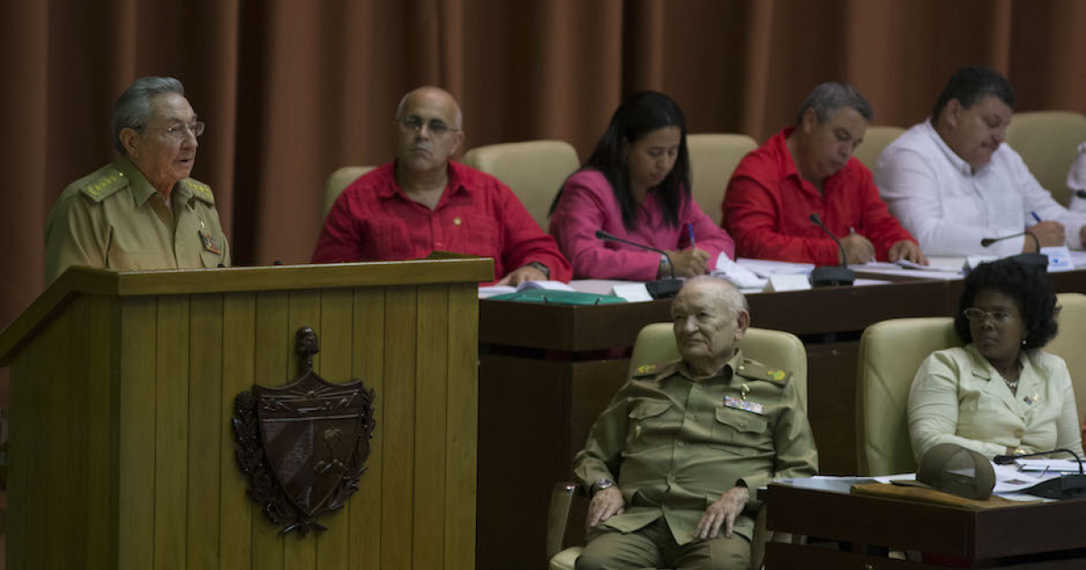 El presidente de Cuba, Raúl Castro, pronunciando un discurso oficial © Ismael Francisco / Cubadebate