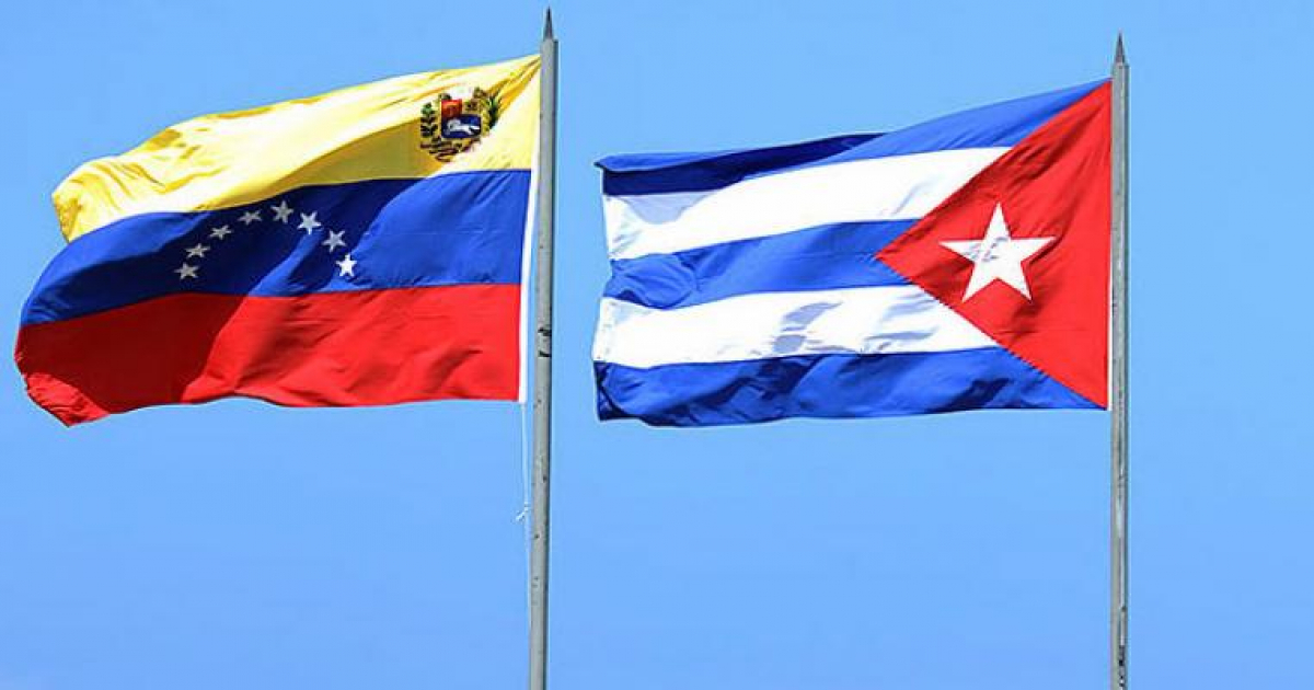 Banderas de Cuba y Venezuela ondean en todo lo alto © Radio Habana Cuba