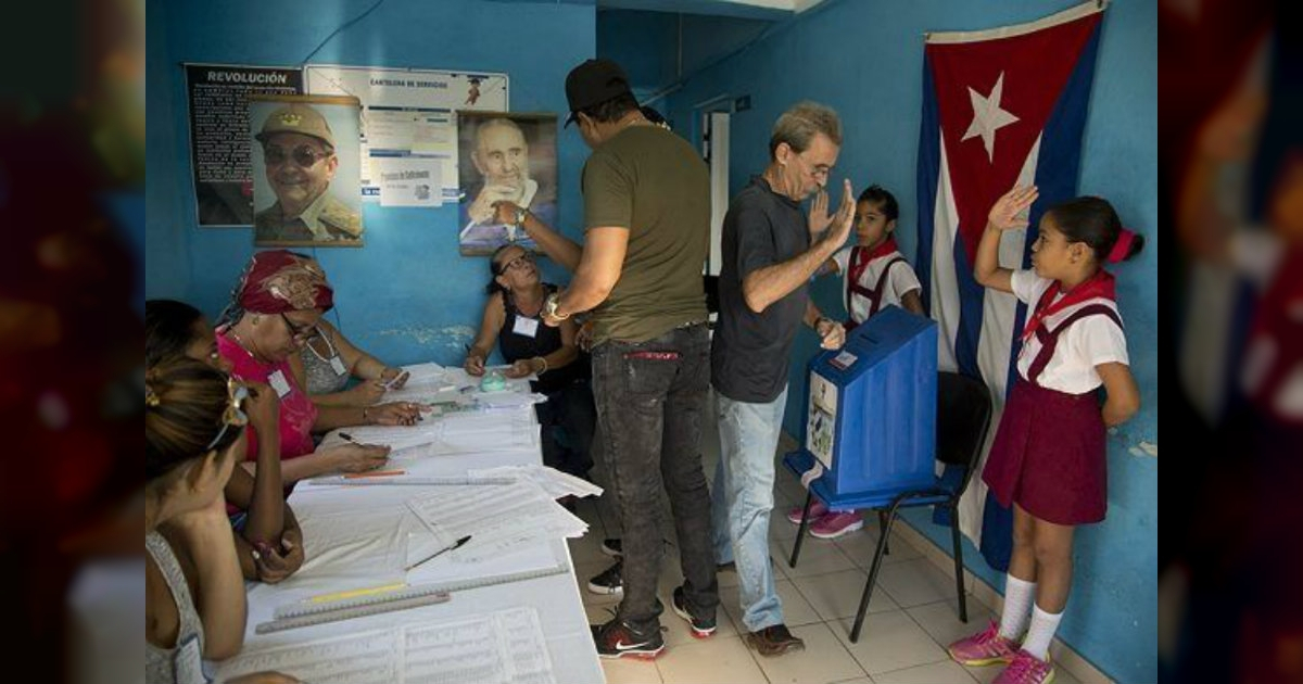 Opinión de Carlos Alberto Montaner sobre las elecciones municipales en Cuba 2017 © Cubadebate/ Ismael Francisco