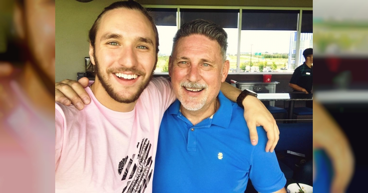 Brandon Diaz, junto a su padre cubano. © Brandon Diaz / Instagram