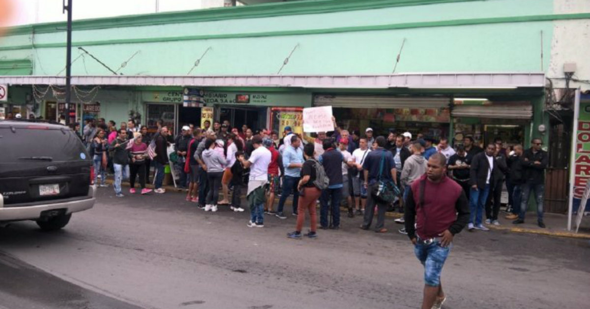 Cubanos varados en Nuevo Laredo © Twitter