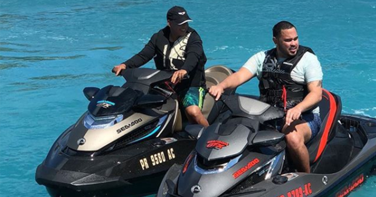 Daddy Yankee disfruta del mar © Daddy Yankee / @daddyyankee / Instagram