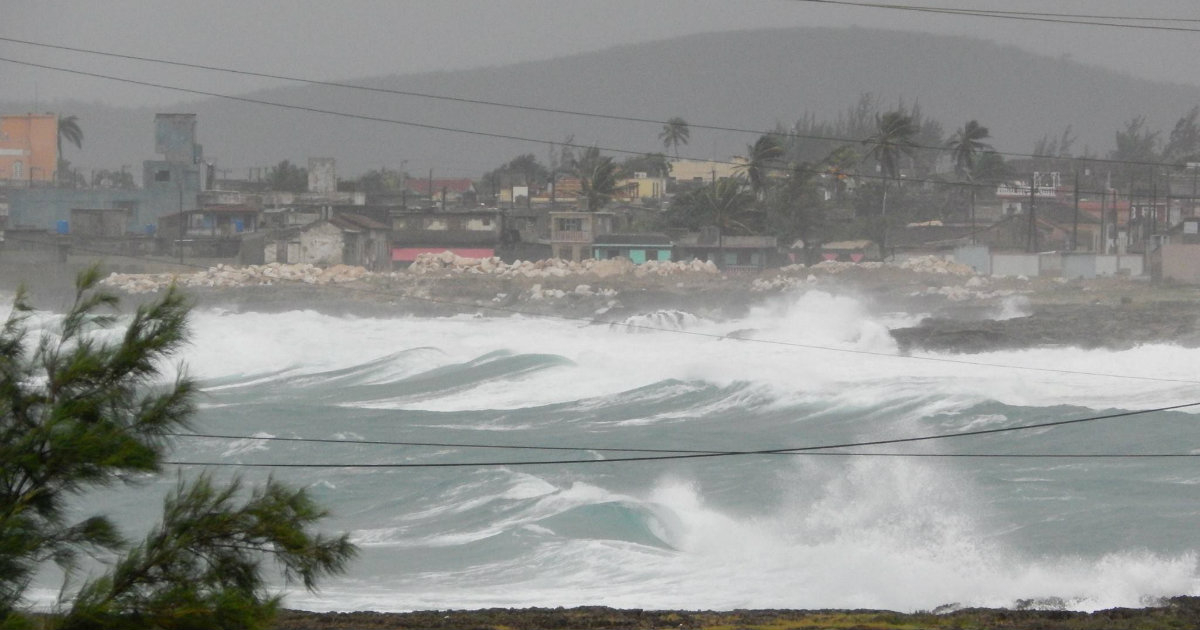 Olas y vientos en Gibara enero 2018 © Facebook/Danier Ernesto González