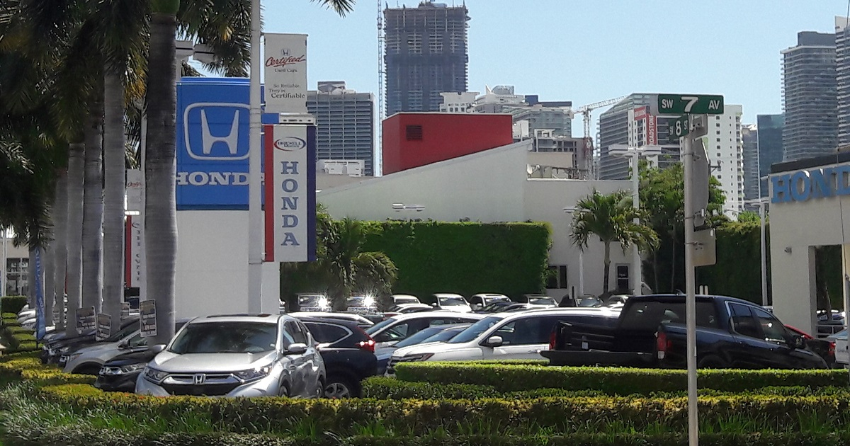 Venta de Autos en Miami © CiberCuba