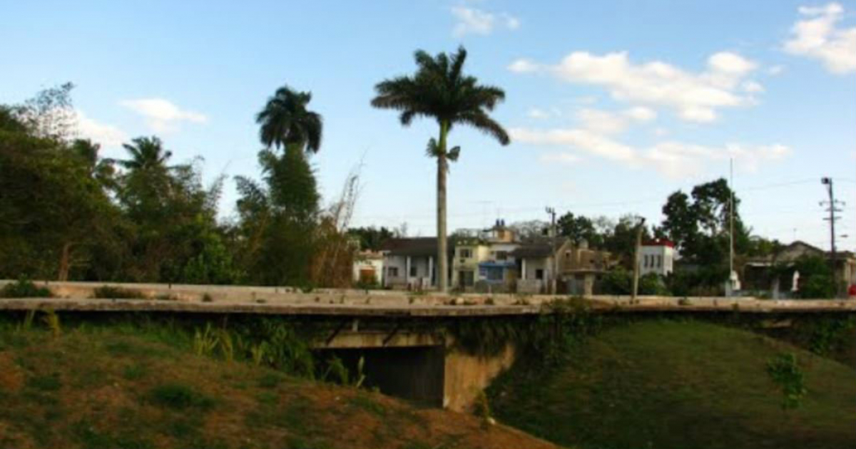 Puente viejo del municipio habanero de Calabazar © Martí Noticias