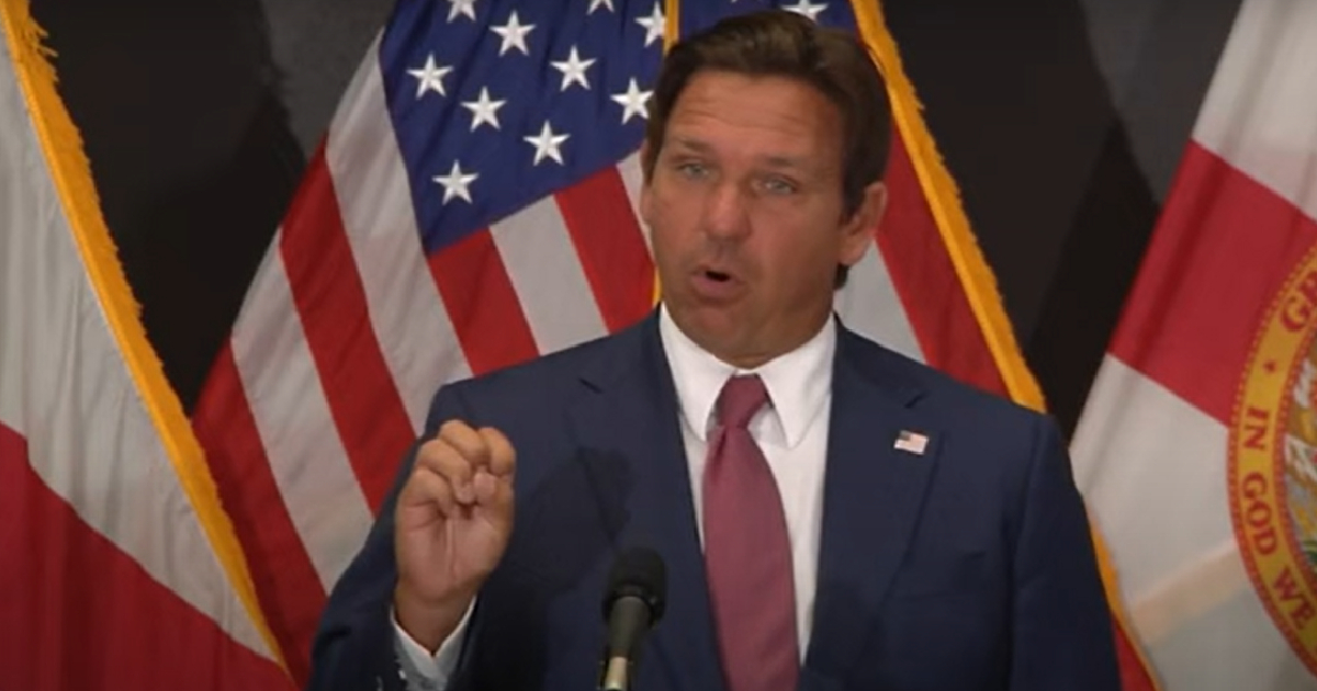 Incremento salarial para maestros en Florida anunciado por DeSantis