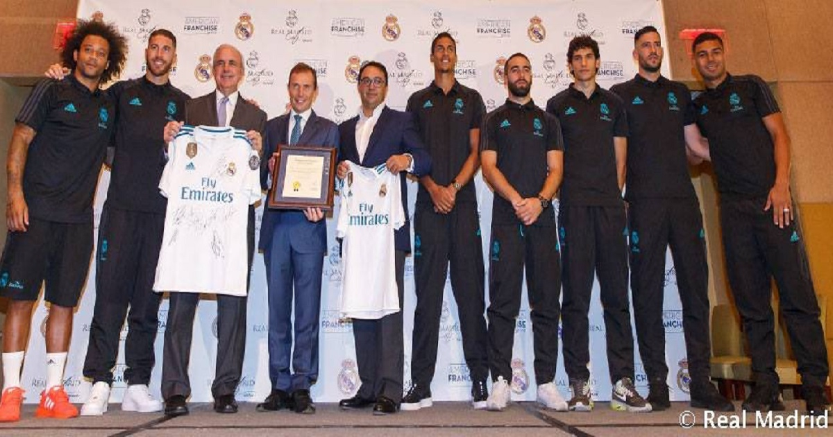 Jugadores del Real Madrid inauguran Café Temático del Club en Miami © RealMadrid.com