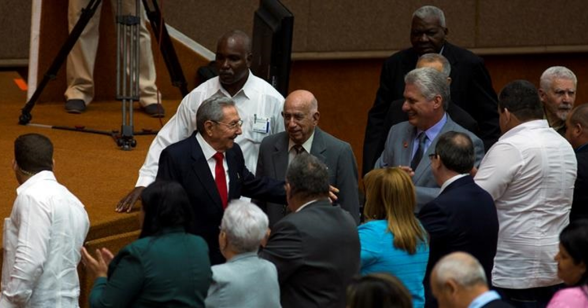 Díaz-Canel luego de su elección como presidente © CubaDebate