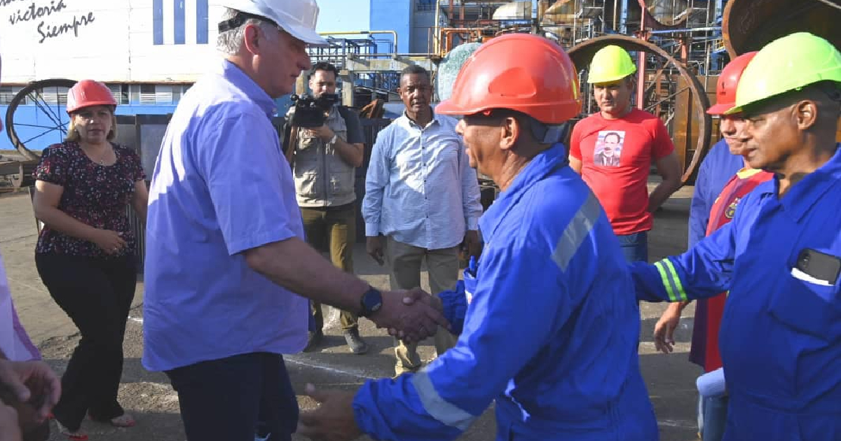 Díaz-Canel supervisa avances en la termoeléctrica del Mariel: "Sabemos que están trabajando arduamente"