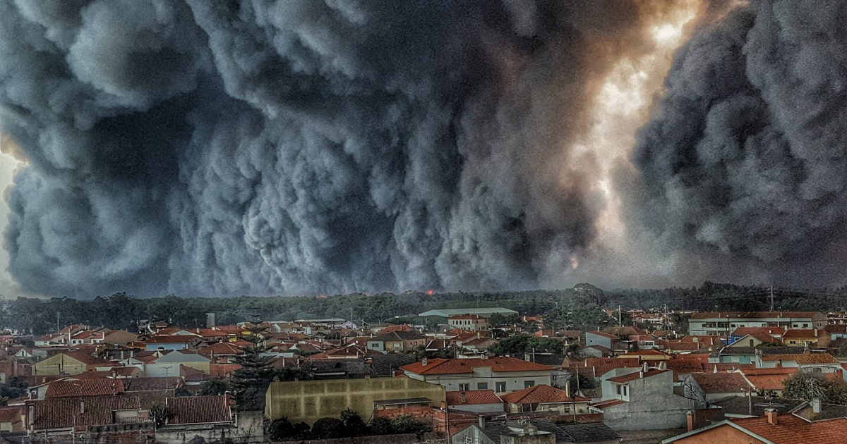Incendios en Portugal © @PhotoTimeGeo