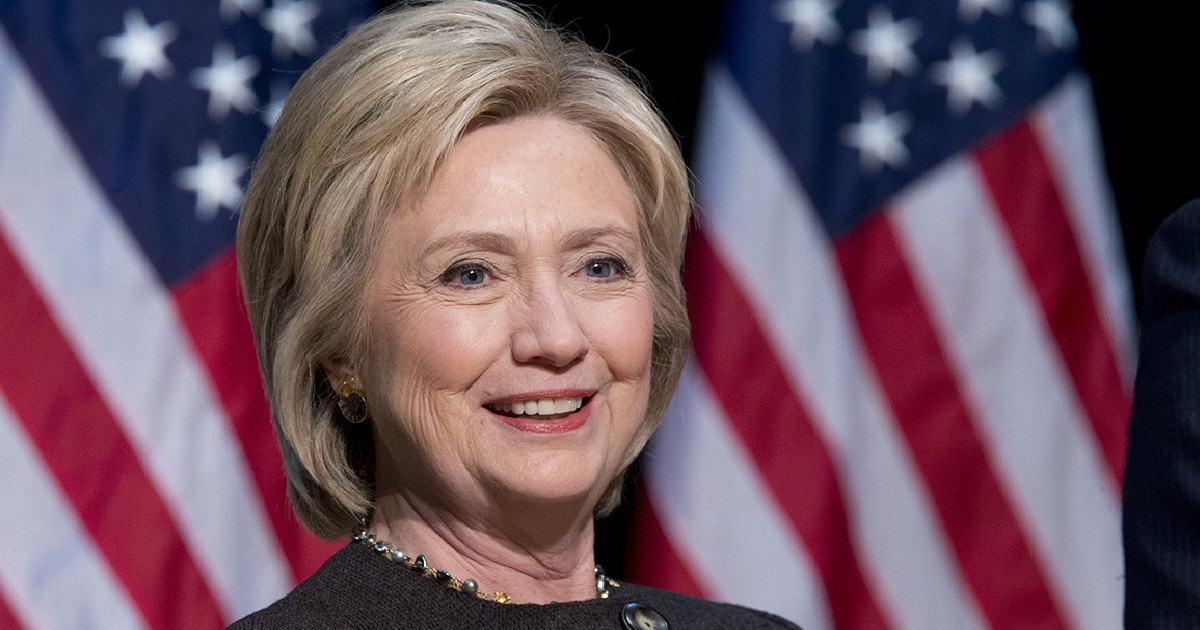 Hillary Clinton "le saca" 14 puntos de ventaja a Donald Trump © Politico.com