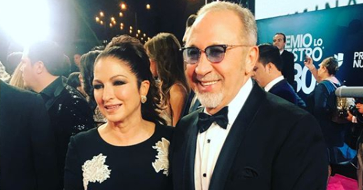 Gloria y Emilio Estefan en os Premios Lo Nuestro © Gloria Estefan / @gloriaestefan / Instagram