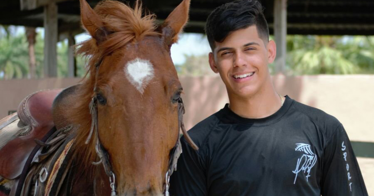 Emilio Pérez, de 19 años. © Facebook de la víctima