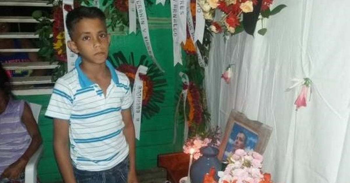 Enriquito, hijo de una de las víctimas mortales del accidente aéreo © Radio Angulo