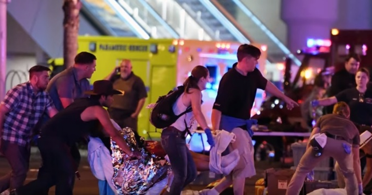 Heridos en el tiroteo de Las Vegas siendo atendidos © Getty Images