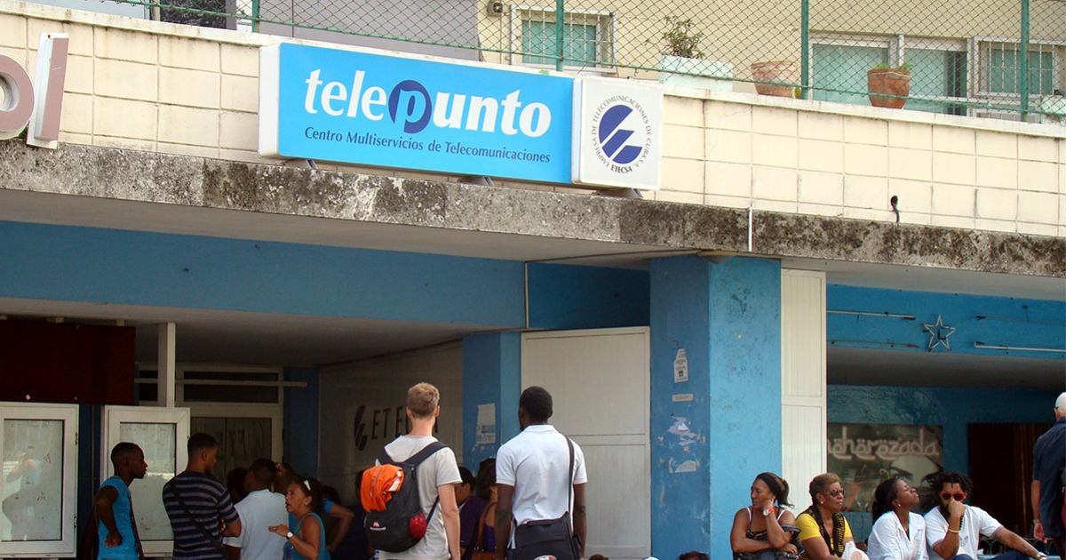 Telepunto de ETECSA en La Habana © CiberCuba
