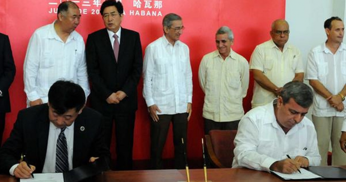 Médicos cubanos irán a China, y pacientes chinos vendrán a Cuba © AIN/Marcelino Vazquez Hernández