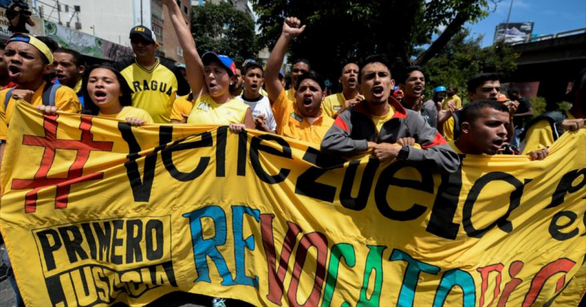 Manifestantes venezolanos contra el gobierno © HispanTV