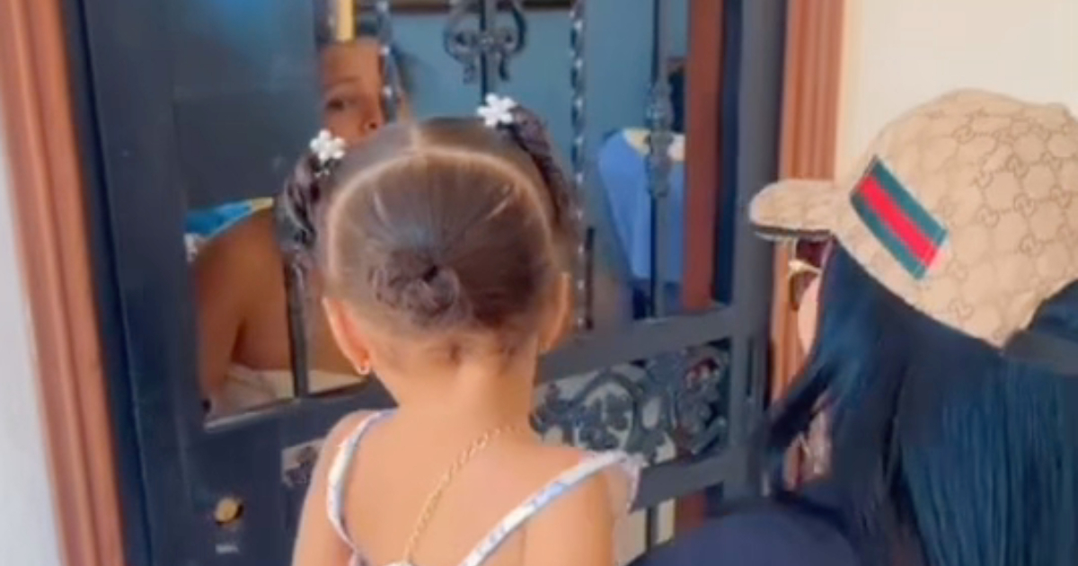 Cubana regresa a la isla y sorprende a su madre después de cuatro años: finalmente conoce a su nieta