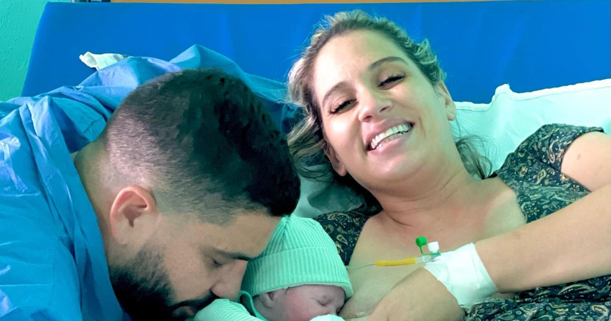 Arletis Rodríguez celebra el nacimiento de su segundo hijo con gran alegría