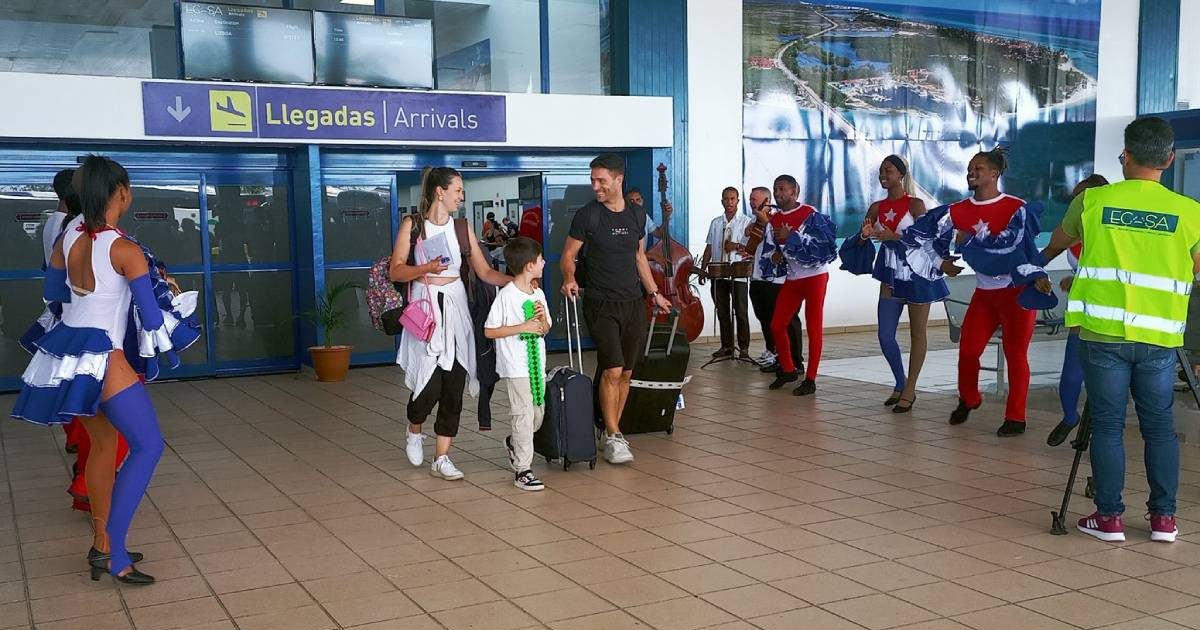 Vuelo directo entre Portugal y Jardines del Rey inicia operaciones