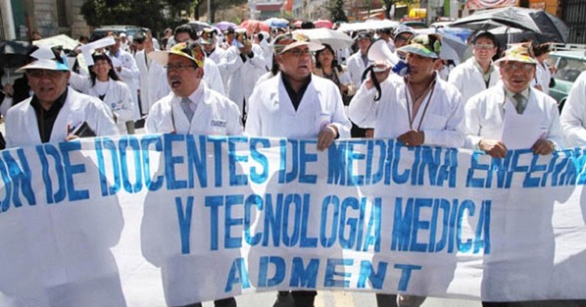 Huelga del sector de la Salud en Bolivia © La República