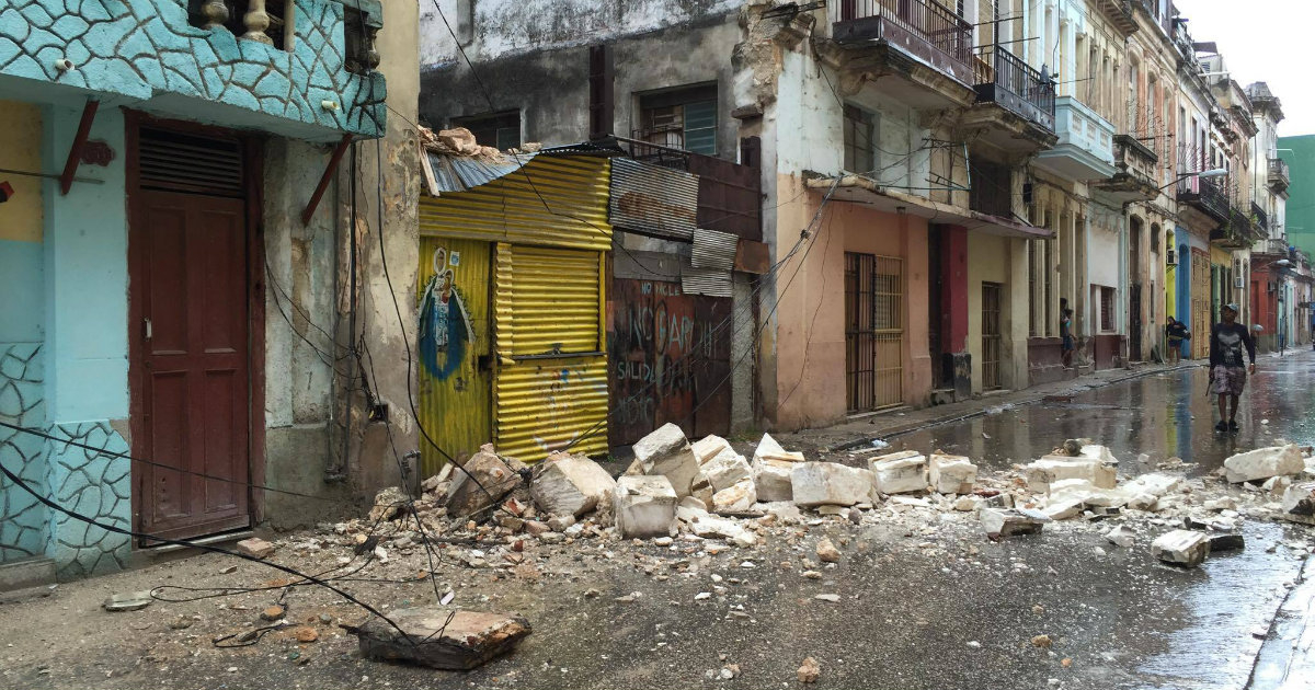 Escombros y edificios derruidos en la capital cubana © CiberCuba