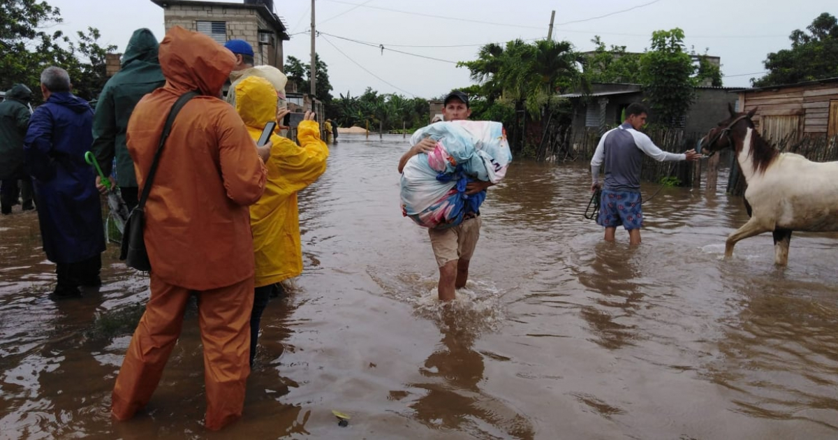 Impresionantes imágenes muestran el impacto de las lluvias torrenciales en Cuba