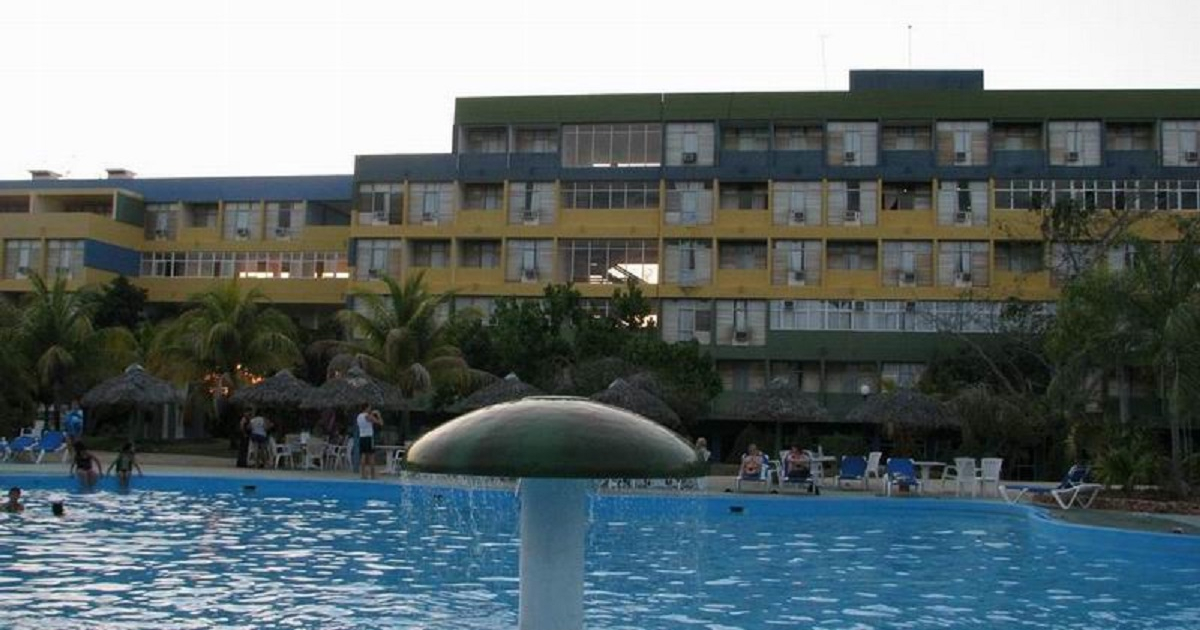  © Hotel Pasacaballo en Cienfuegos, cumple 40 años