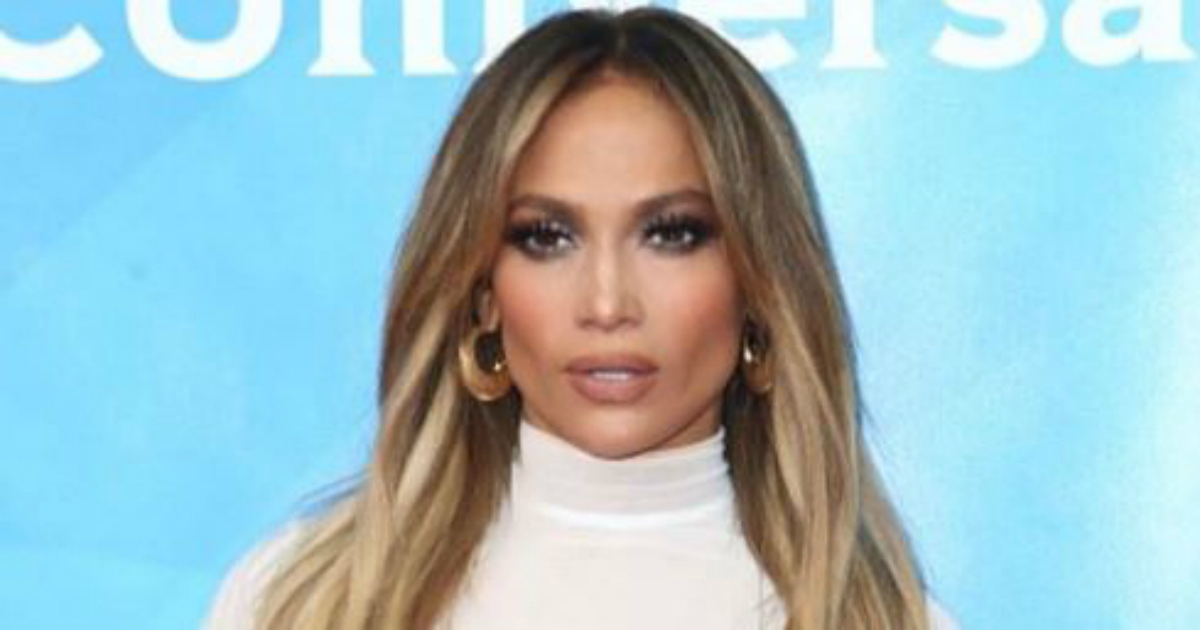Spanx': el secreto mejor guardado de Jennifer Lopez para moldear su figura  bajo el vestido