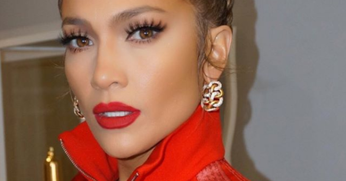 Jennifer Lopez maquillaje © Jennifer Lopez / @jlo / Instagram