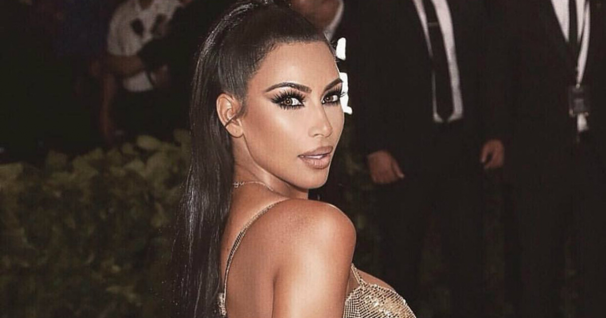 La celebrity acertó con su vestido y maquillaje. © Instagram/ Kim Kardashian