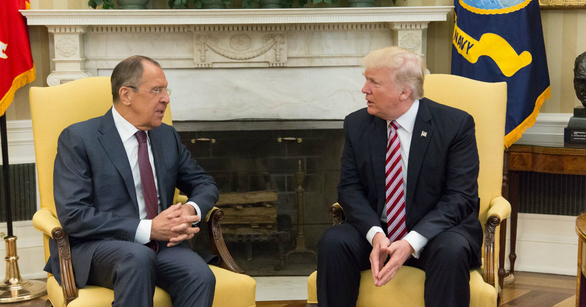 Donald Trump y Sergei Lavrov en el Despacho Oval © Wikimedia Commons