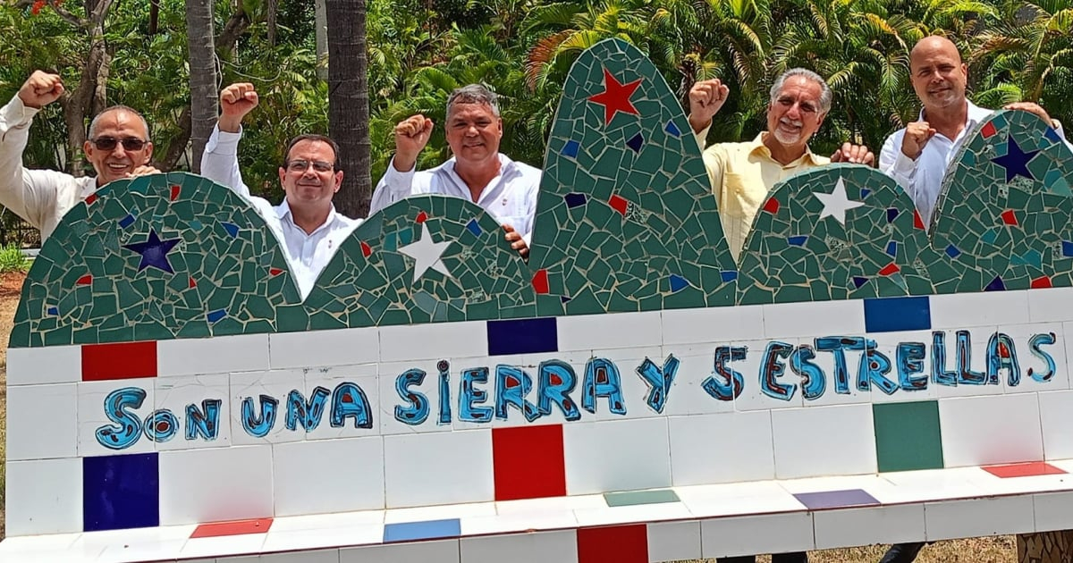 Reencuentro de exespías cubanos para celebrar el Día de la Seguridad del Estado